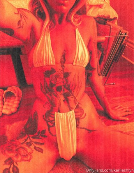 中出しアジア人OnlyFans ポルノグラフィック 画像