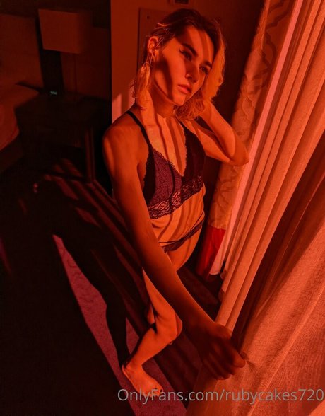 rubylinxxx セックス女優 画像