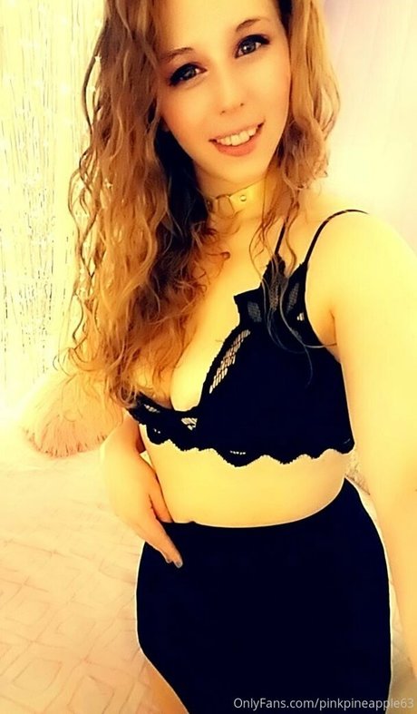 pinkpineapple63 トップポルノスター 画像