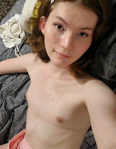 ぽっちゃり痴女OnlyFans セクシーヌード 写真