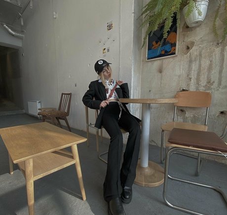 emilylism 完璧なスター 画像