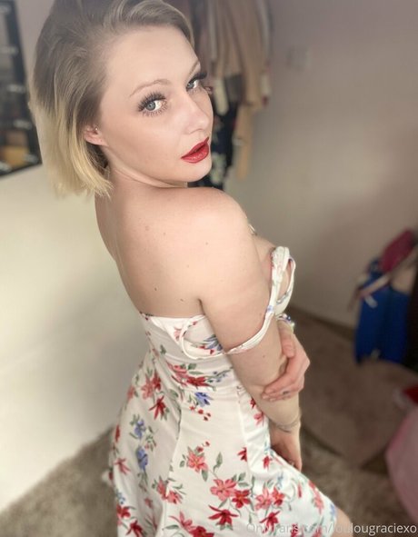 デカ尻ジーンズ OnlyFans 可愛い 写真