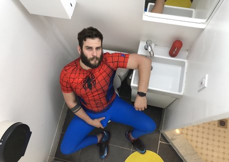 金髪の手コキOnlyFans セックス 写真