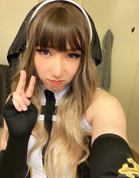 アジアンジム OnlyFans セクシーヌード 写真