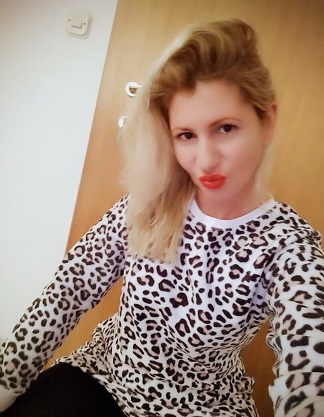 asmr フェラチオ onlyfans ヌード 画像