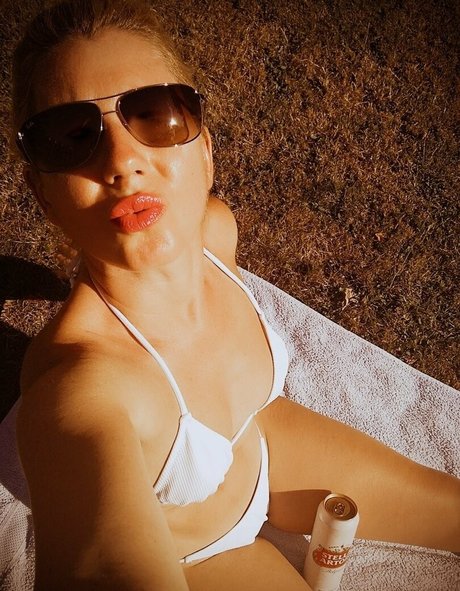 太った黒人女性OnlyFans ポルノ ギャラリー