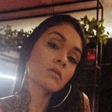 Thayna Crispim 独占ポルノスター アーカイブ