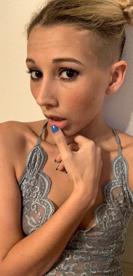 realgarnetrose 高品質モデル 写真