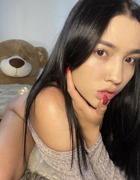 本物のティーンオンリーファン 美しい裸 写真