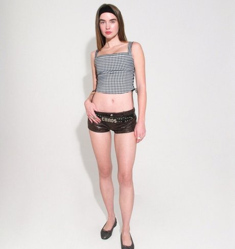 ブロンドヨガOnlyFans ホット 写真