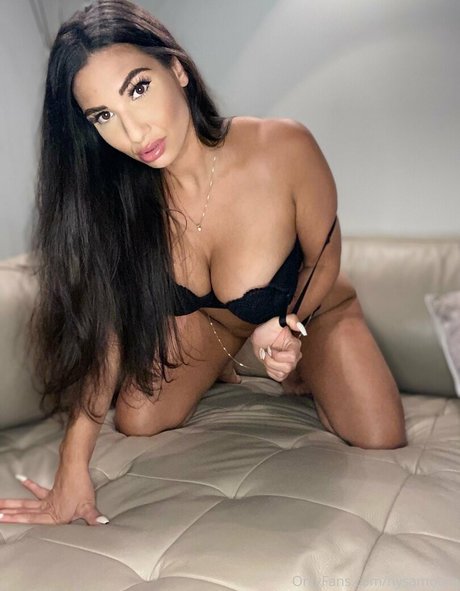 BBW 教師 OnlyFans アートポルノ 写真