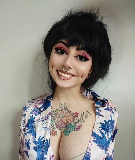 Zainab ポルノモデル アーカイブ