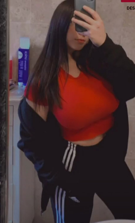 Vittoria Rubeo 無料モデル 写真