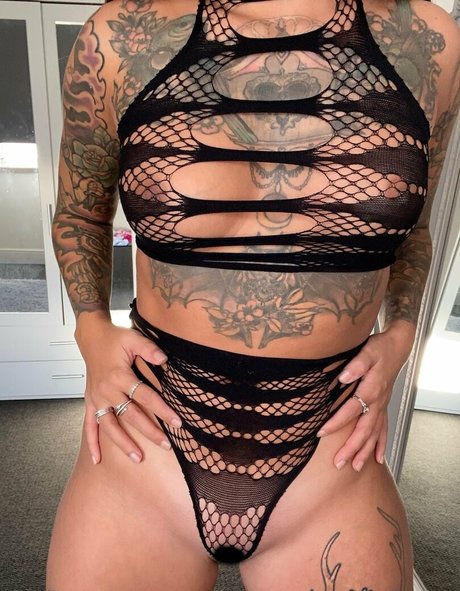 Daisy Darling ポルノスター セックス 画像