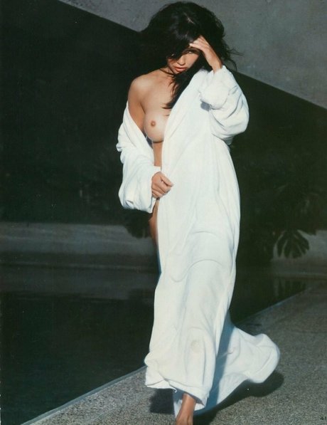 Shannen Doherty 独占ポルノスター ギャラリー