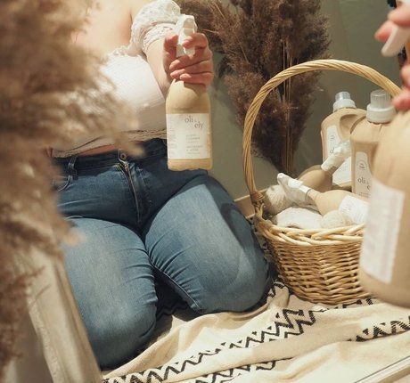 エモオンリーファン ホットセックス ギャラリー