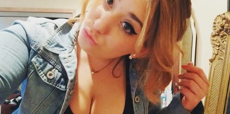 熟女ディルドOnlyFans 美しいヌード 写真