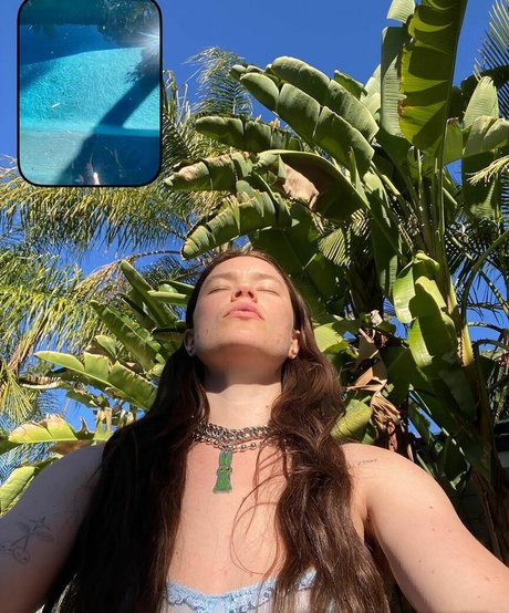 Rhian Teasdale エロティックなポルノスター 写真