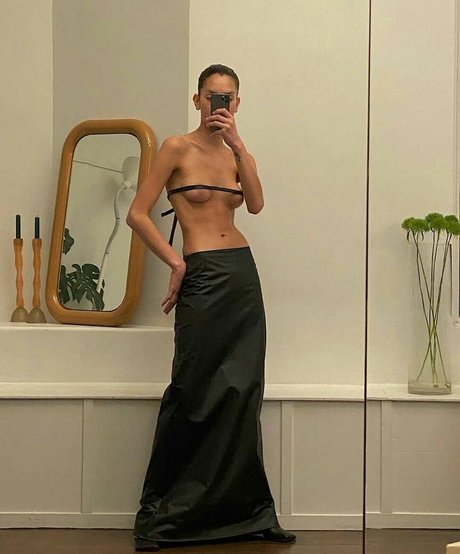 Manahou Mackay エロティックモデル 画像