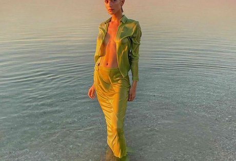 Manahou Mackay ポルノスター ギャラリー