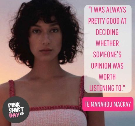 ニューハーフ巨乳OnlyFans トップ 画像