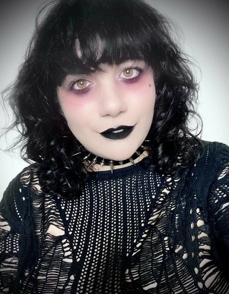 DemonG Bugs エロティックなモデル 写真