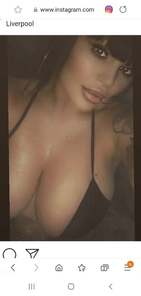 曲線美の裸OnlyFans ポルノ ギャラリー