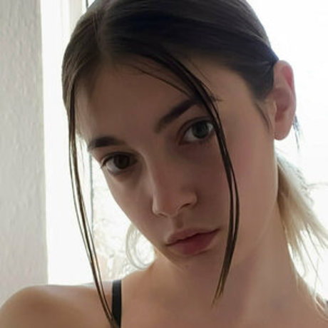 大学のOnlyFans 無料 写真