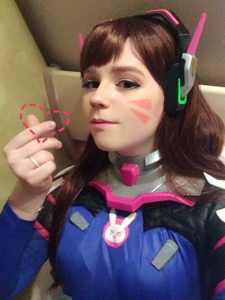 ルビーオンリーファン セクシー 写真