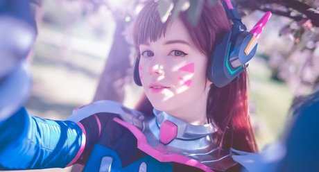 ニューハーフ巨乳OnlyFans アートxxx 画像