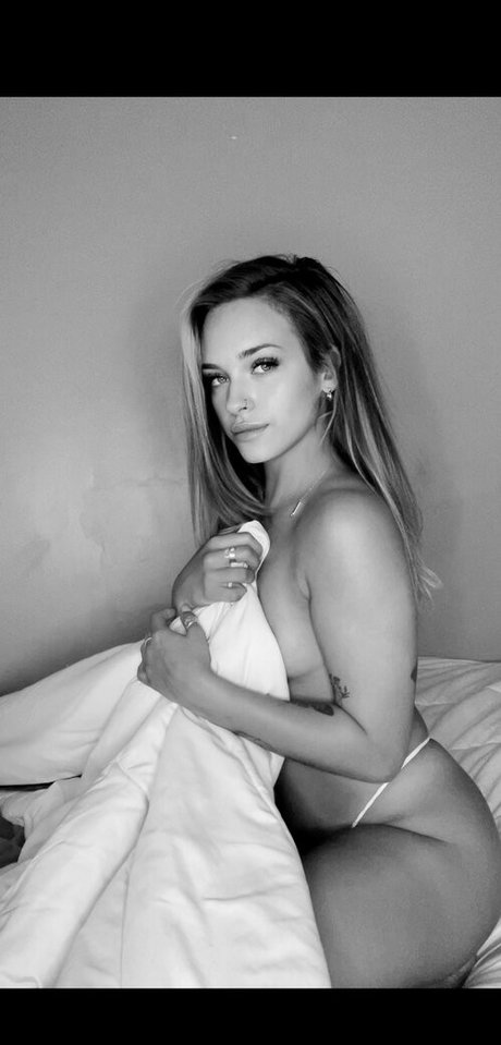 Alissa Maree 無料モデル 写真