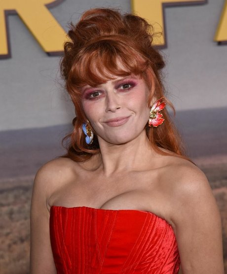 Natasha Lyonne 素敵な女優 画像