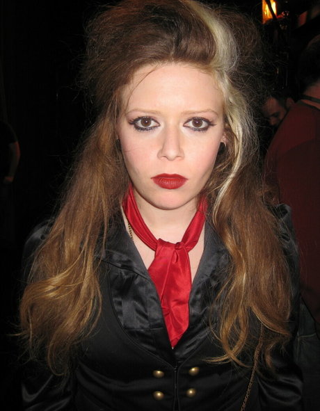Natasha Lyonne 高品質のポルノスター 写真