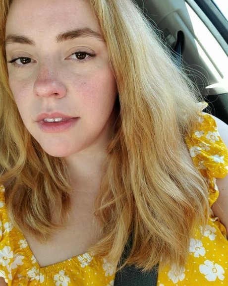 CluelessonVHS セクシーなポルノスター 写真