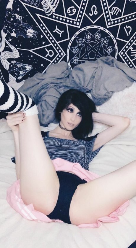 Urfavemo666 エロティックなスター アーカイブ