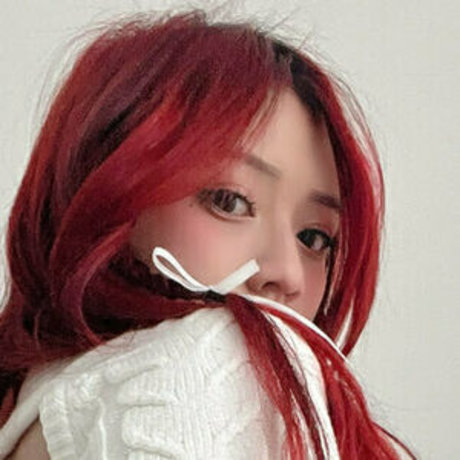 Mai Le ポルノスター 写真