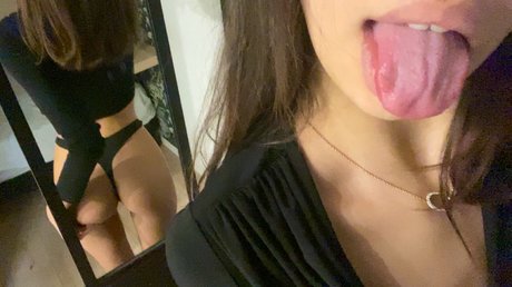 lina 67 完璧なモデル 写真