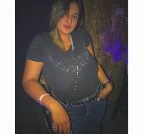 Marin Elbaz 無料女優 写真