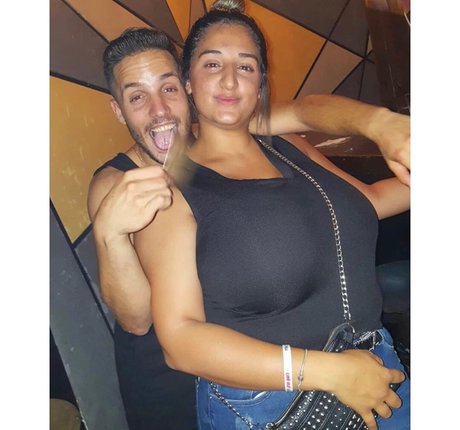 Marin Elbaz ポルノスター ホット 画像