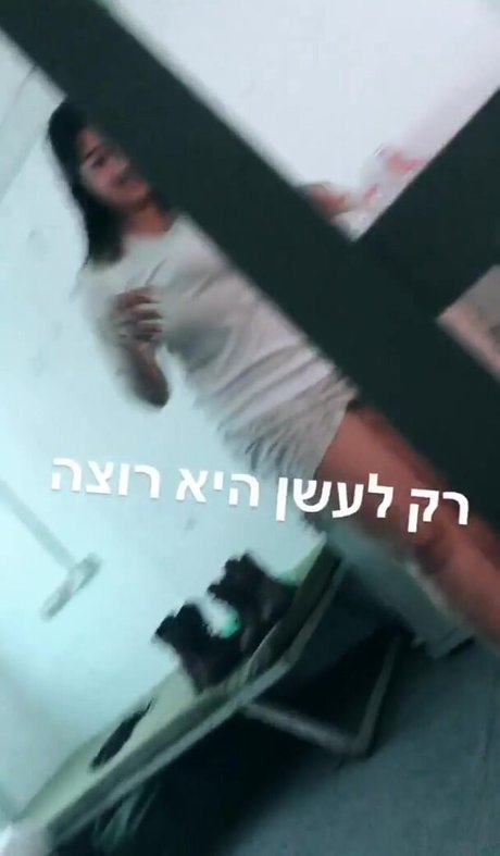 Marin Elbaz アート女優 ギャラリー