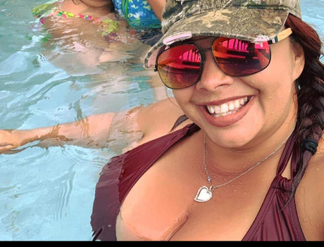 姉妹のOnlyFans ポルノグラフィック 画像