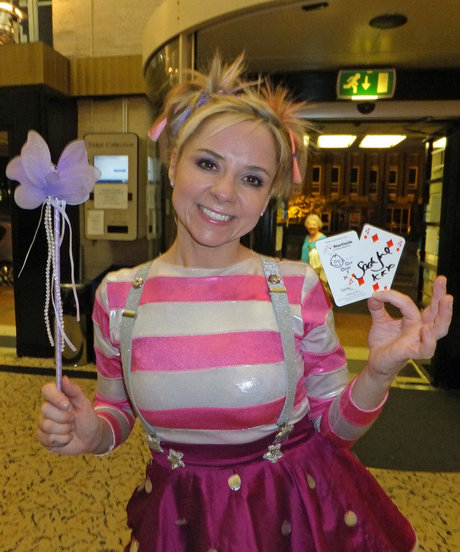 Sarah Jane Honeywell かわいいスター 写真