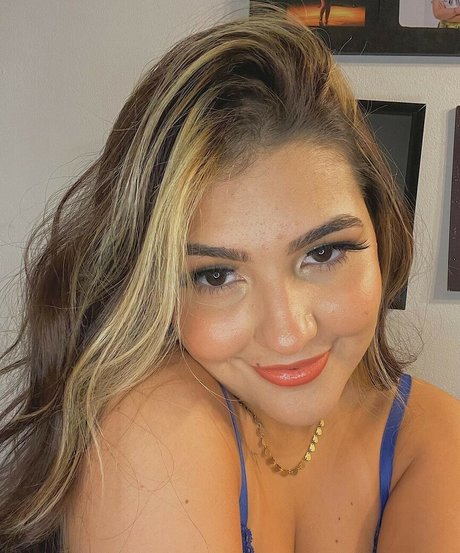 黒人フェムボーイOnlyFans セクシーヌード 写真