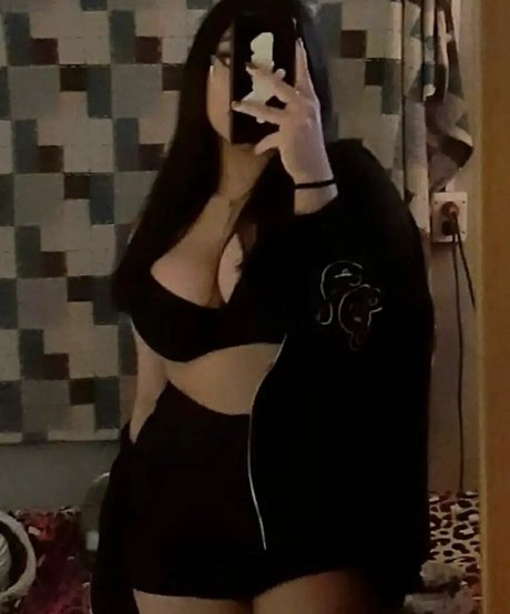 Anahi Cardenas スター ヌード 画像