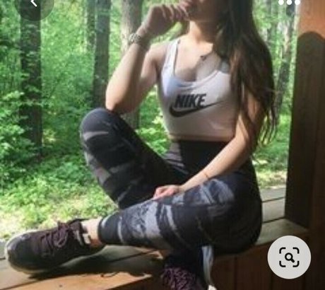 Elena Deligioz profile image