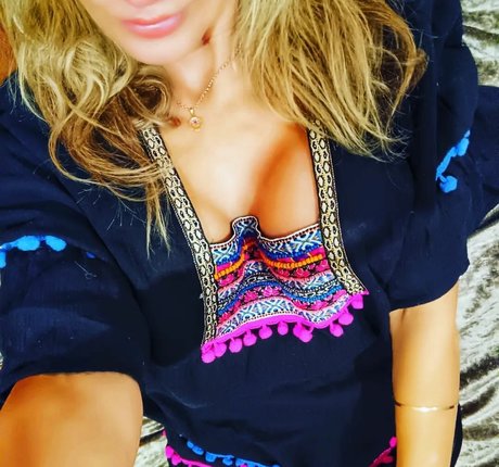 ぽっちゃりブロンドOnlyFans ベスト 画像