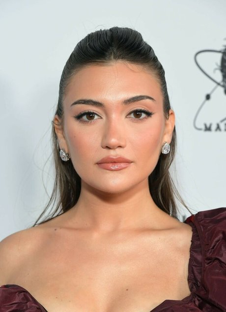 Daniela Nieves profile image