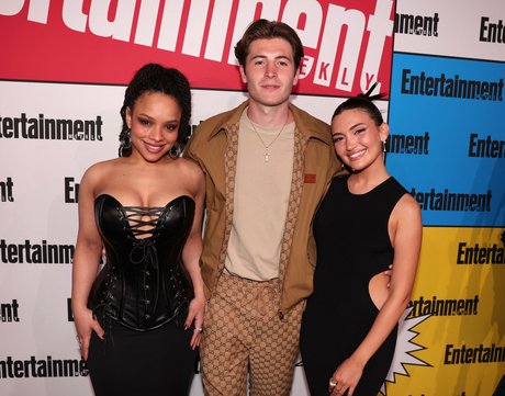 Daniela Nieves 完璧なスター ギャラリー