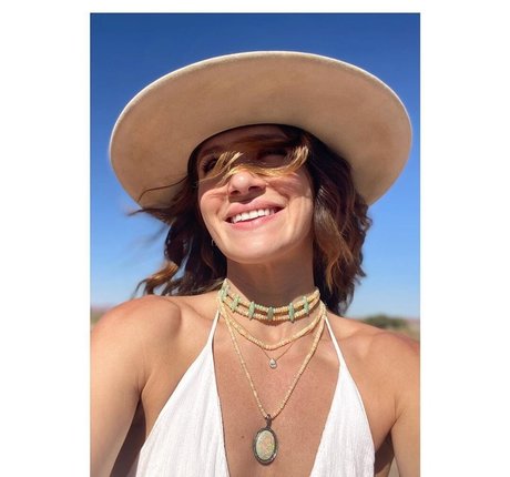 トップレスビーチOnlyFans セクシー ギャラリー