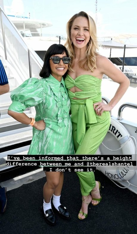 黒檀のシャワー OnlyFans 裸 画像